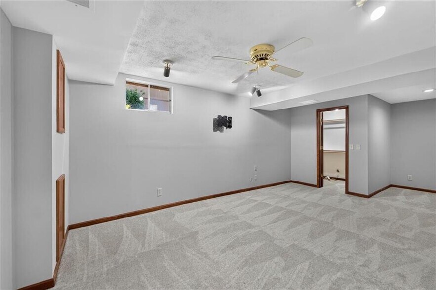 Building Photo - 15739 Horton Ln