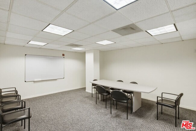 Building Photo - 12222 Wilshire Blvd