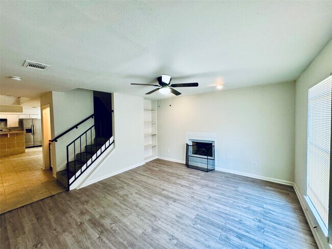 Building Photo - 5810 Twisted Pine Ct