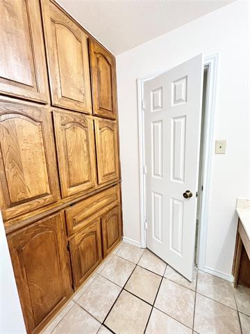 Building Photo - 4002 Sumac Ct