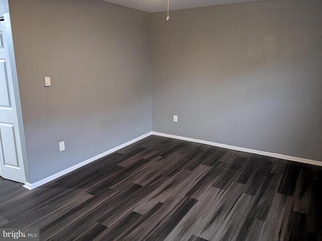 Building Photo - 51 Noble Rd