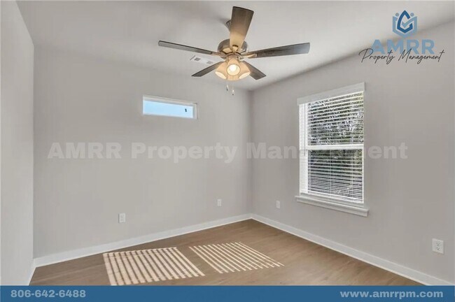 Building Photo - 166 Copper Oaks Dr