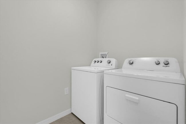 Building Photo - 4932 Kaia Ave