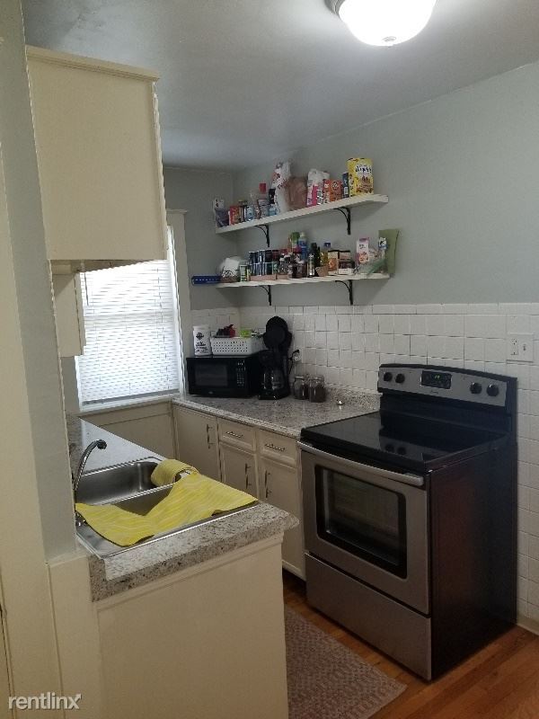 Building Photo - 2 br, 1 bath Apartment - 420 E Elizabeth St