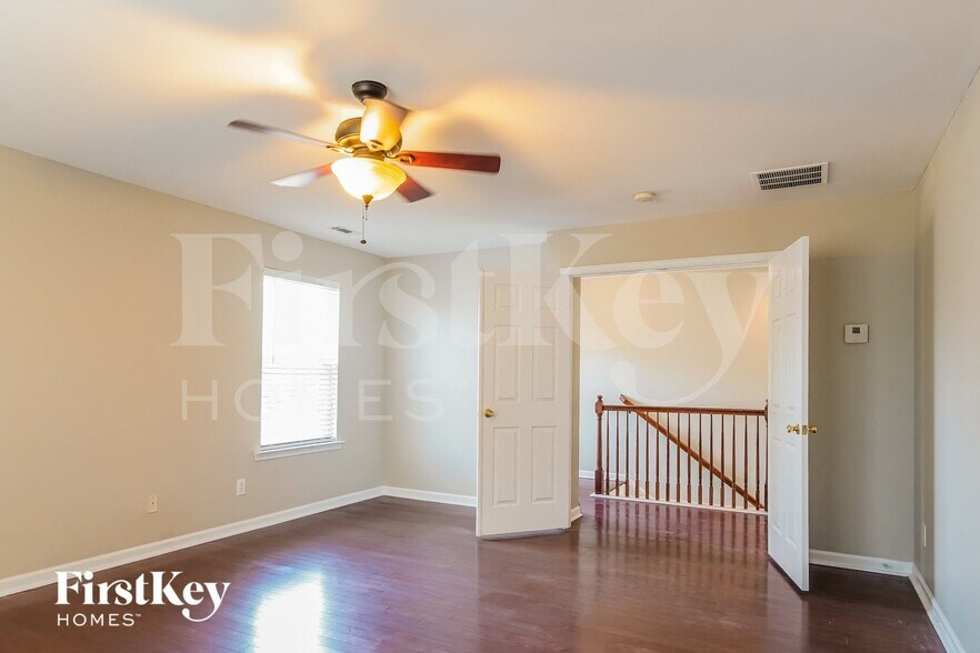 Building Photo - 2861 Brookford Ln SW