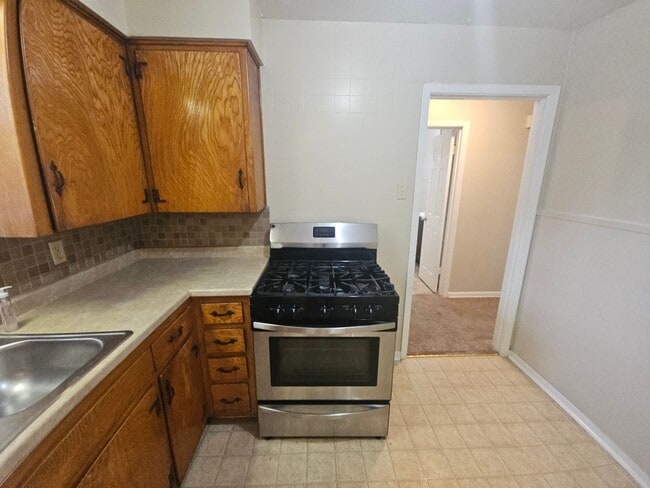 Building Photo - Cozy 2 bedroom 1 bathroom house with 1 car garage in North Richland Hills