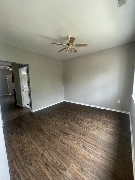 Building Photo - 4509 S Talman Ave