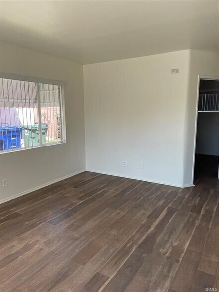 Building Photo - 2738 Southern B