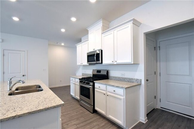 Building Photo - 572 Sausalito Walk