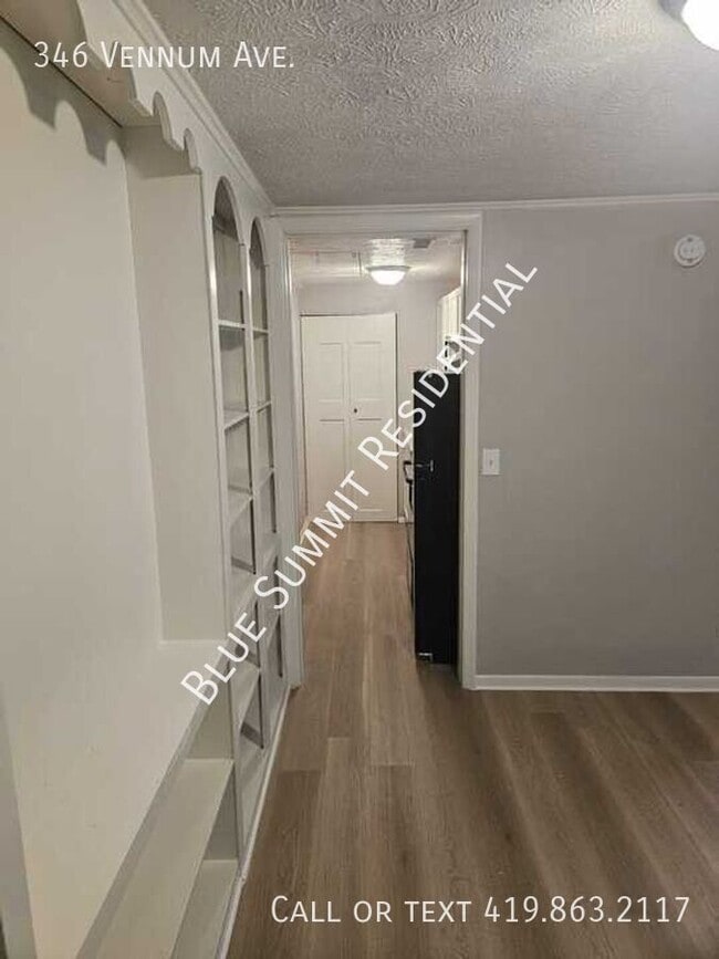 Building Photo - 346 Vennum Ave