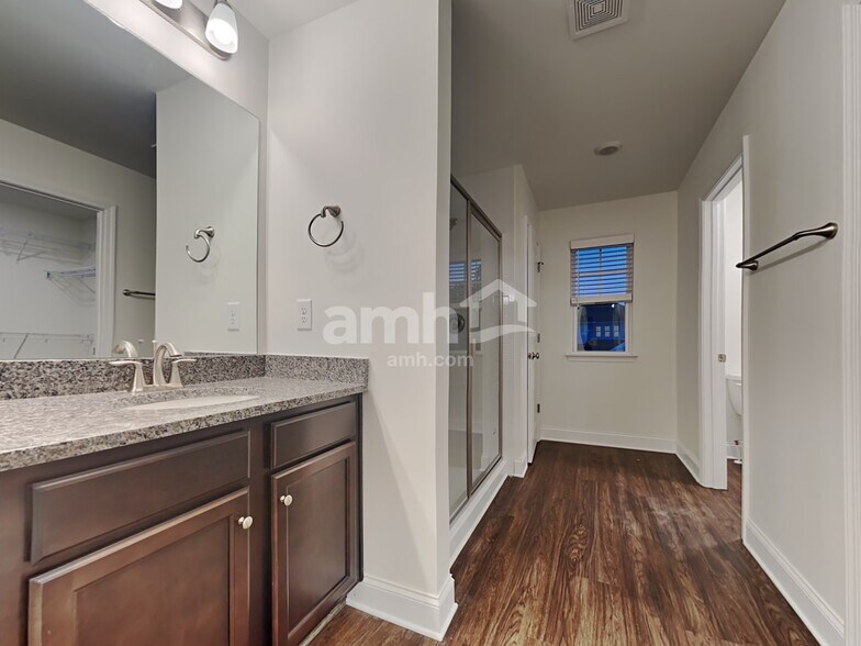 Building Photo - 152 Rivulet Dr
