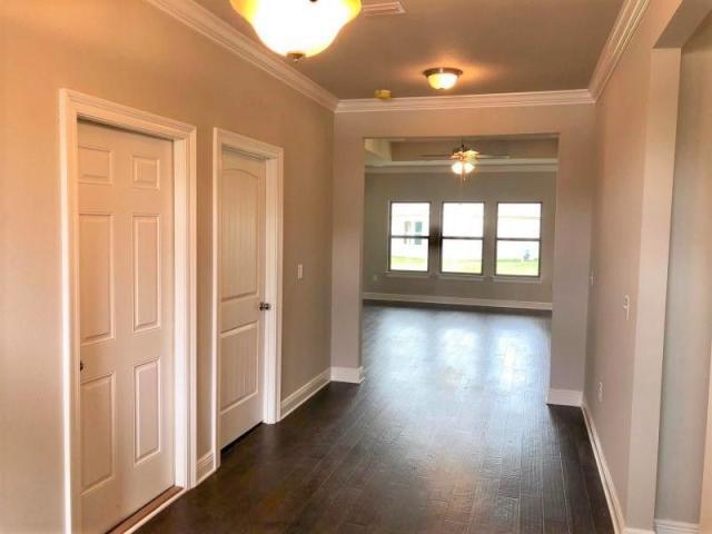 Building Photo - 19 Bryant Rd