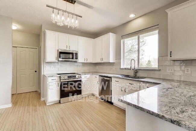 Building Photo - 14175 Nicholas Dr