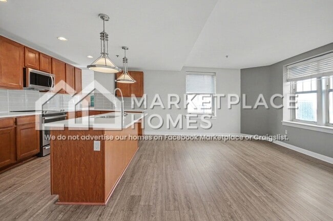 Building Photo - 525 W Lafayette Blvd