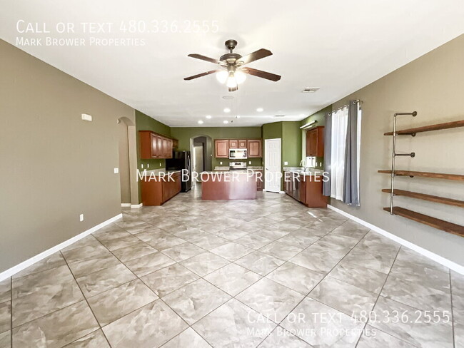 Building Photo - 11878 N 145th Ln