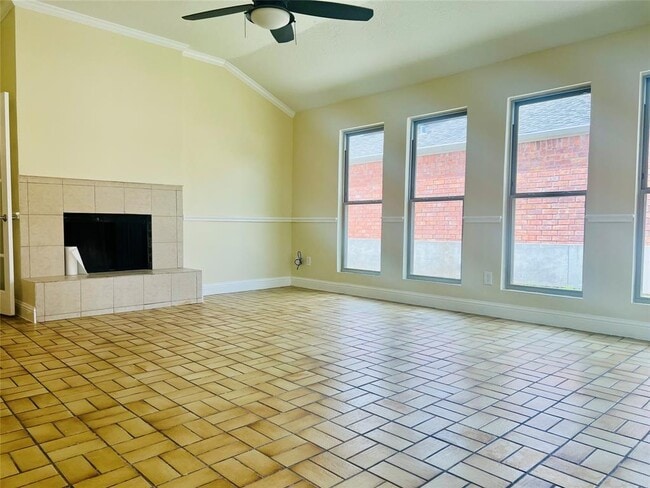 Building Photo - 8814 Beau Monde Dr