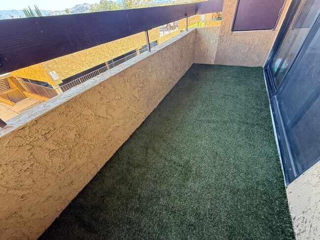 Building Photo - 2-Bedroom Condo with Community Amenities a...