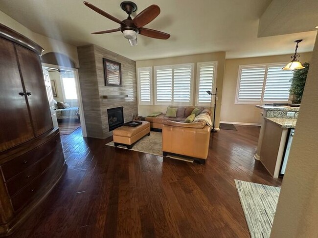 Building Photo - 6090 Ingleston Dr
