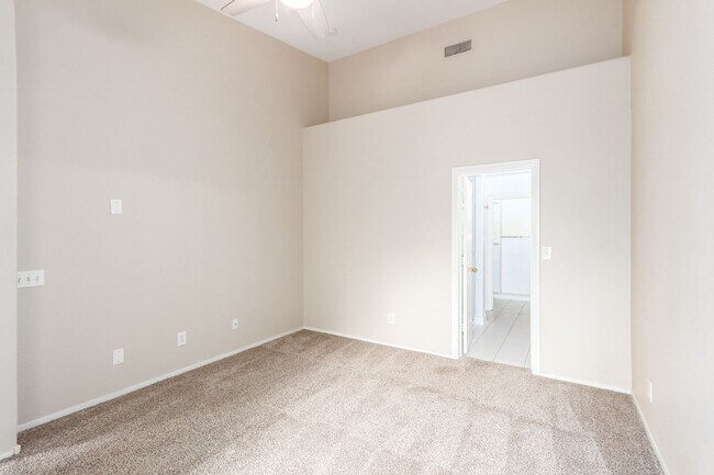 Building Photo - GATED SUMMERLIN CONDO/COMMUNITY POOL/SPA/ BASKETBALL COURT-2 CAR ATTACHED GARAGE!
