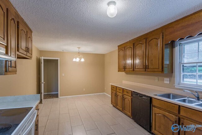 Building Photo - 4328 Barry St NW