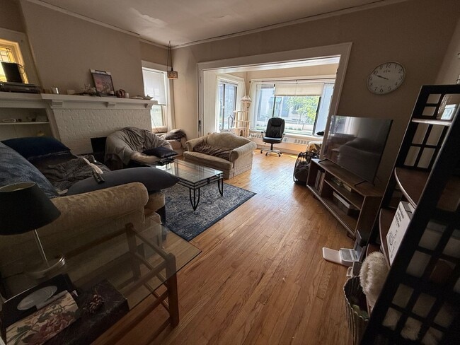 Interior Photo - 2564 Lake