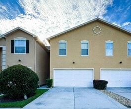 Building Photo - 16305 Fairford Palms Ct