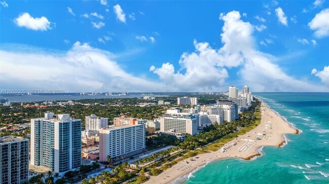 Building Photo - 2899 Collins Ave
