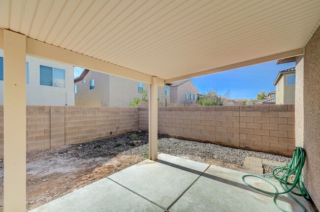 Building Photo - 5593 Markley Ave