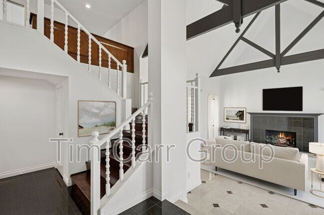 Building Photo - 1300 Antigua Way