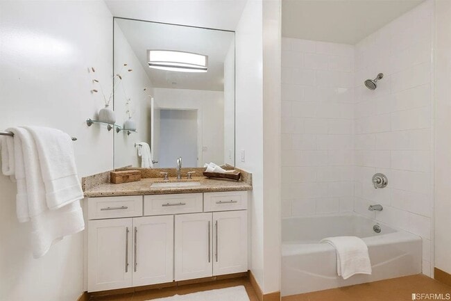 Building Photo - 1277 Howard St