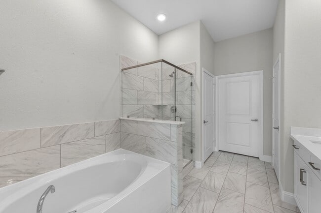 Building Photo - 16606 Tranquility Grove Dr