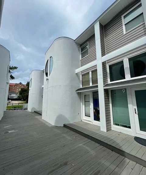 Building Photo - 815 W Pensacola St