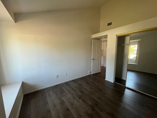 Building Photo - 31433 Corte Madera