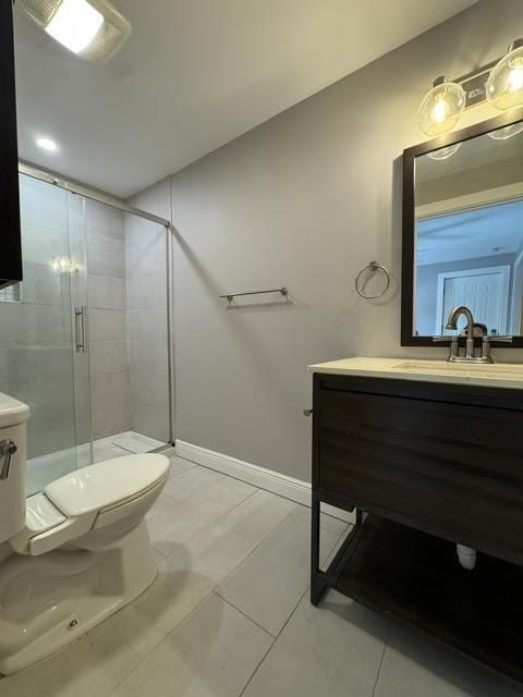 Building Photo - August Only: 1st Month Free with Move-in by 8/30: Downtown Winchester Living – Fully Renovated 3-...