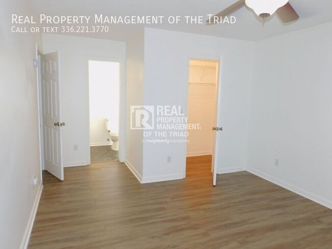 Building Photo - 3407 Park Hill Dr