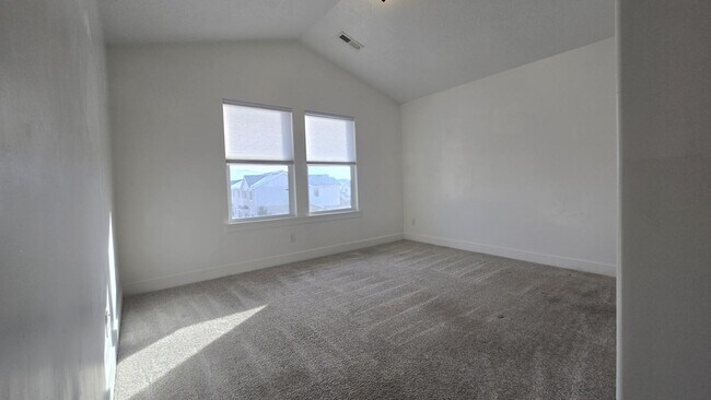 Building Photo - 12977 S Oberon Ln