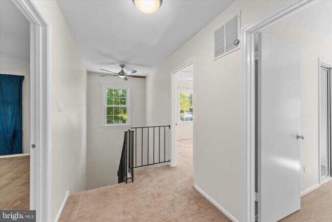 Building Photo - 5602 Kirkham Ct