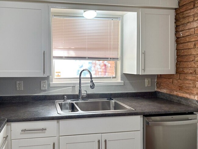 Building Photo - 50351 Bryant St