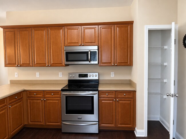 Building Photo - 442 Forest Lakes Dr