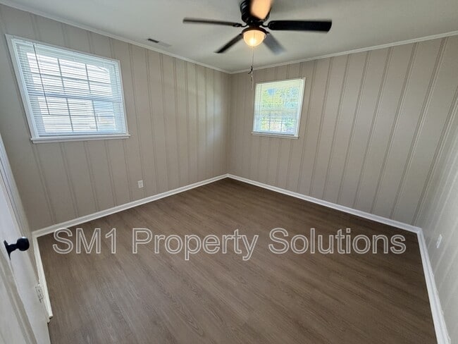 Building Photo - 1910 Britton St