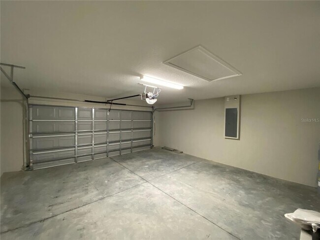 Building Photo - 9065 N Akola Way