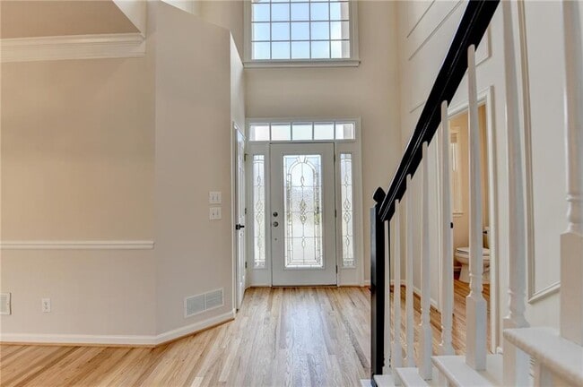 Building Photo - 6415 Sterling Dr