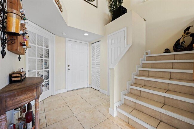 Building Photo - 4887 Via Palm Lakes Via