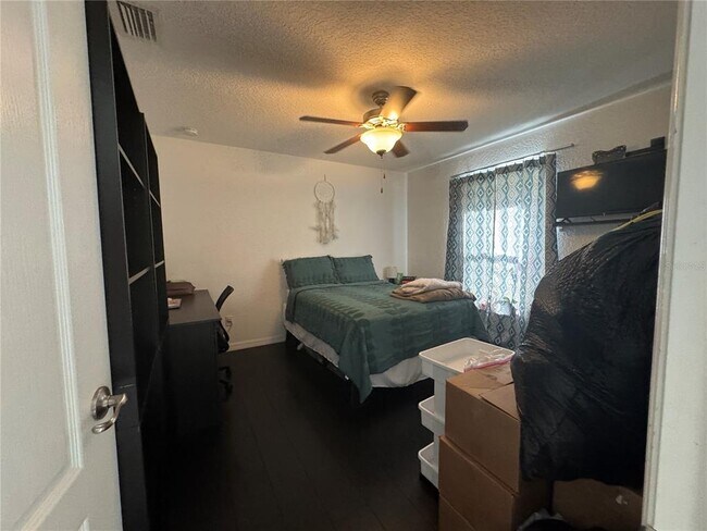 Building Photo - 5906 SW 172nd Loop