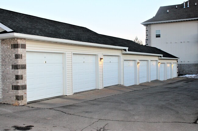 Building Photo - 4511 Twain Cir