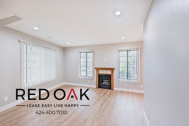 Building Photo - 15050 1/4 Moorpark Street-20
