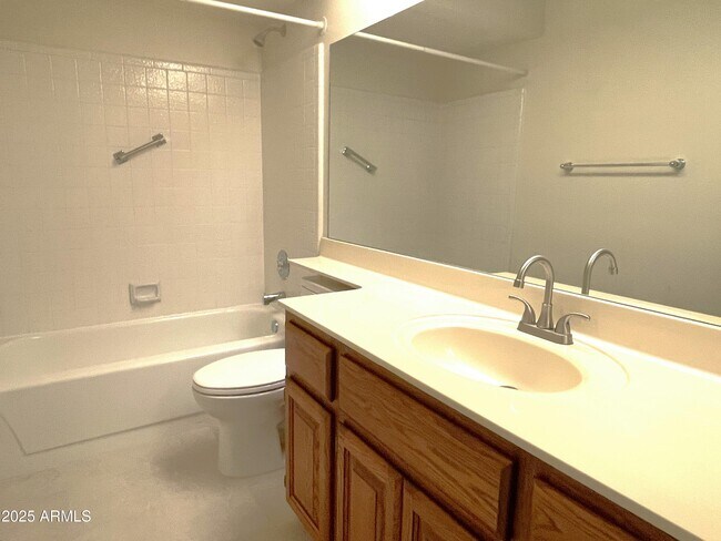 Building Photo - 25835 S Greencastle Dr