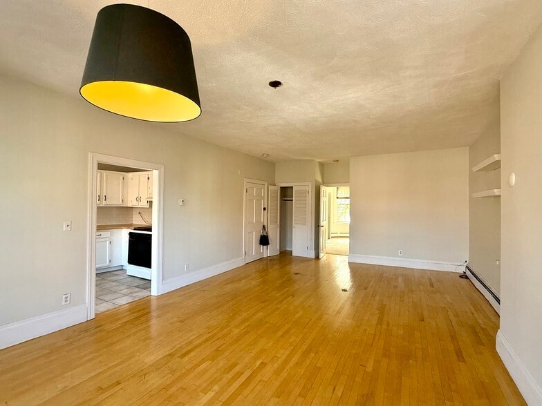 Building Photo - 550 Tremont St