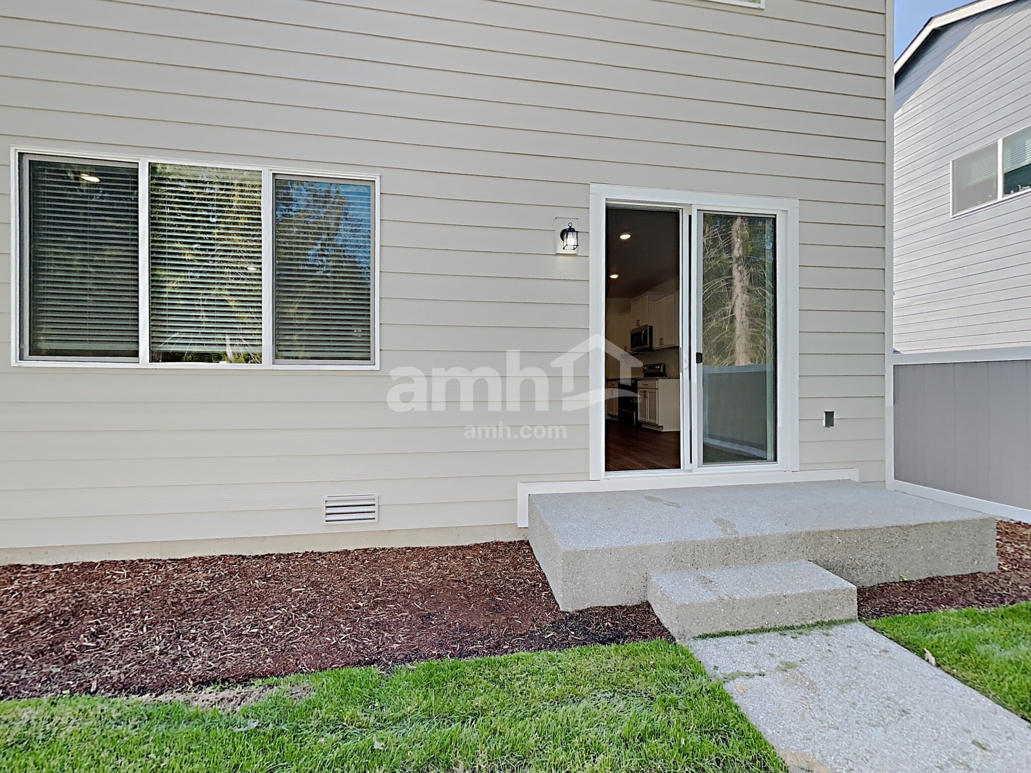 Building Photo - 12405 83rd Ave E