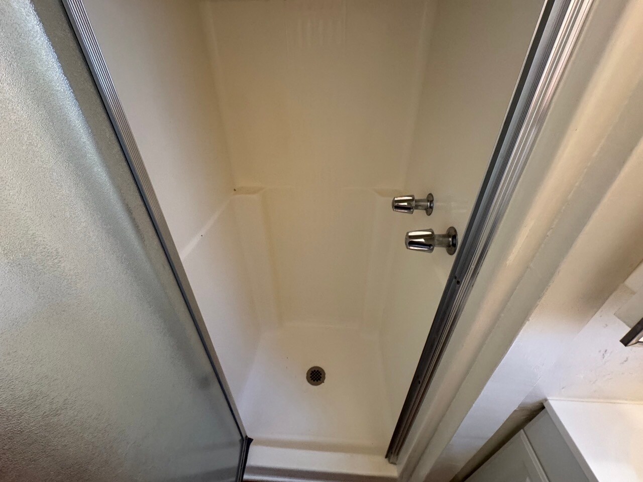 Building Photo - 40 Brooks Ave